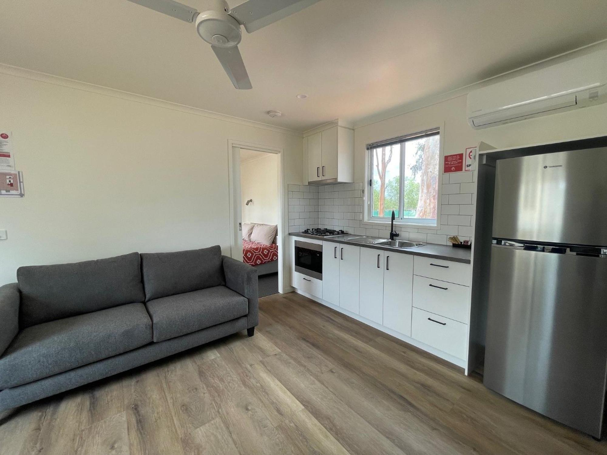 Cobar Caravan Park Dış mekan fotoğraf